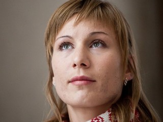 Anastasia Kuzminová na tlačovej besede v Bratislave po prílete 25. februára.