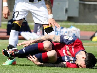 Mauricio Pinilla z Cagliari.