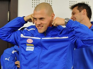 Stopér Martin Škrteľ na zraze slovenskej futbalovej reprezentácie pred medzištátnym zápasom v Izraeli. Senec, 2. marec 2014.