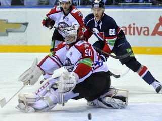 V Donecku chytá Slovák Ján Laco.