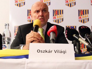 Oszkár Világi