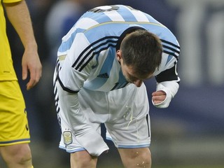 Messi už po siedmich minútach priamo na ihrisku vracal.