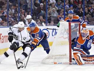 Marian Gaborik má v Los Angeles dres s číslom 12.