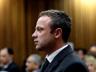 Pistoriusov priateľ potvrdil na súde incidenty s pištoľou