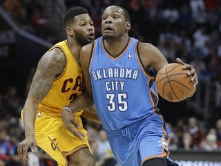 Durant doviedol Oklahomu k výhre nad Clevelandom