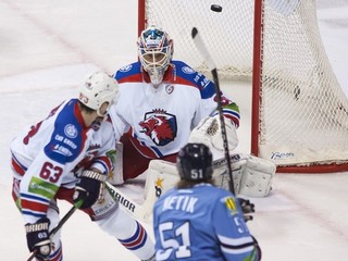 Domáce prostredie v Bratislave využijú aj hráči Leva Praha.