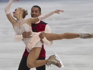 Majstri sveta Aľona Savčenková a Robin Szolkowy.