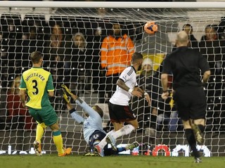 Fulham strelil Norwichu tri góly.