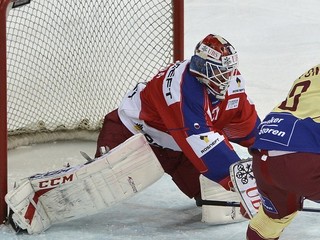 Diváci v Moskve protestovali proti prepusteniu Staňu