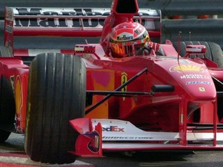 Michael Schumacher pre Ferrari získal po dlhých rokoch v roku 2000 opäť titul majstra sveta. Automobil z majstrovskej sezóny na Veľkej cene Monaka.
