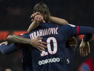 Zlatan dvomi gólmi poslal PSG do finále ligového pohára