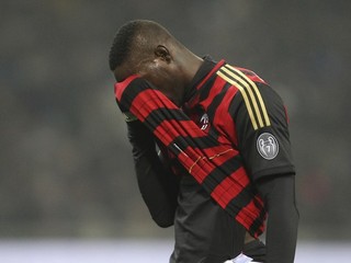 Útočník AC Miláno Mário Balotelli strelil v sezóne deväť gólov. I tak nie je šťastný.