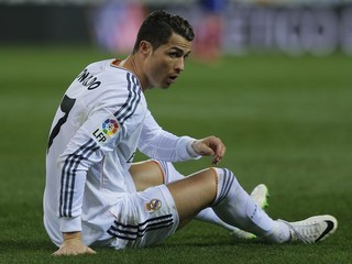 Ronaldo dostal za faul žltú kartu.