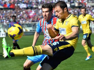 Mariano Izco z Catanie (vľavo) a Stefan Radu z Lazia.