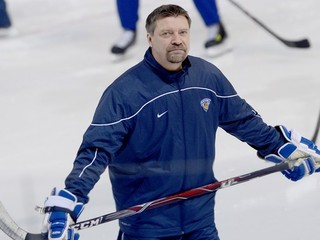 Tréner Jukka Jalonen má jasno, najväčšou hviezdou Petrohradu je Iľja Kovaľčuk.