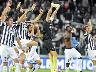 Juventus má s fanúšikmi problém.