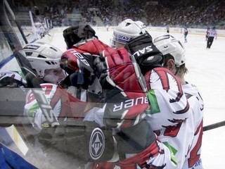 V KHL sa dnes hrajú dva zápasy. Jeden v Kazani a druhý v Bratislave.