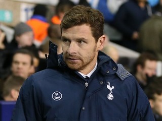 Tottenham vyhodil  po prehre s Liverpoolom trénera