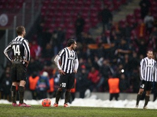 Futbalisti Juventusu dnes už pod novým vedením vypadli z Ligy majstrov.