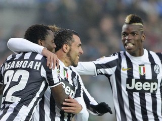 Juventus má náskok 5 bodov, Inter porazil AC