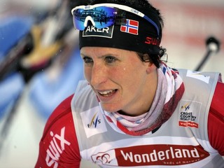 Favorizovaná Nórka Marit Björgenová vyhrala preteky žien.
