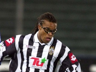 Edgar Davids končí kariéru, rozhodcovia mu vzali radosť z hry