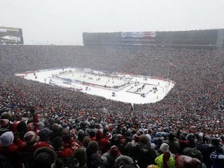 Ako to vyzerá, keď je na hokeji 105 491 ľudí. Winter Classic v obrazoch