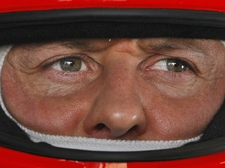 Schumacher mal na prilbe počas nehody kameru, odovzdali ju polícii