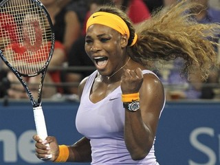 Americká tenistka Serena Williamsová vyhrala s Bieloruskou Viktoriou Azarenkovou vo finále tenisového turnaja WTA v austrálskom Brisbane.