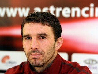 Tréner Trenšína Ševela.