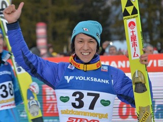 Z výhry v pretekoch Svetového pohára na mamuťom mostíku v Bad Mitterndorfe sa tešil Japonec Noriaki Kasai.