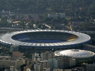 Brazílski diváci ničili jeden zo štadiónov pre MS 2014