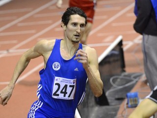 Jozef Repčík v behu na 400 m počas halových majstrovstiev Slovenska v atletike