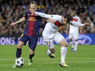 Iniesta zvažuje prestup do Manchestru United, tvrdí britský bulvár