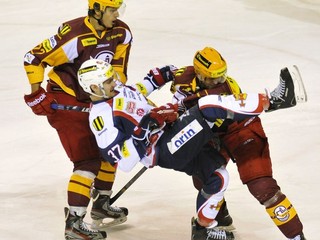 Marek Ryzák z Dukly Trenčín, Milan Jurík z HKM Zvolen a Miroslav Habšuda z Dukly Trenčín.