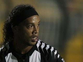 Ronaldinho má s brazílskym klubom Atleticom Mineiro zmluvu do konca decembra tohto roku.