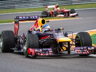 Vettel vyhral v Belgicku a má náskok 46 bodov
