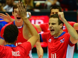 Slováci s Poľskom prehrali, ale postúpili.