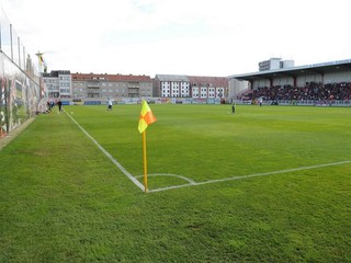 Markíza tvrdí, že v Trnave im nadávali a poškodili auto