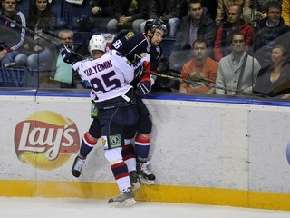 Magnitogorsk zvíťazil v Čeljabinsku, Astana v Donecku