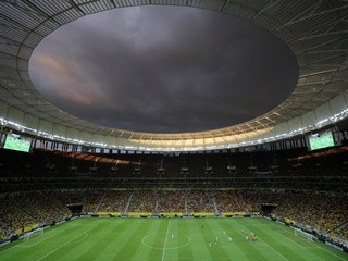 Štadión Mane Garrincha v hlavnom meste Brasilia.
