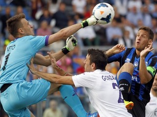 Brankár Fiorentiny Norberto Neto.