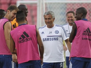 Jose Mourinho a jeho zverenci na sústredení v Bangkoku.