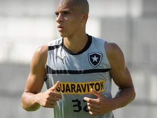 O mladého Brazílčana Doriu sa zaujímajú tri európske veľkokluby