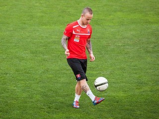 Stoch sa bude zodpovedať za porušenie dobrého mena