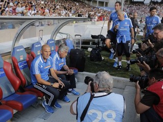 Ancelotti a Zidane na lavičke Realu.