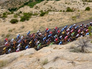 Šiestu etapu na Eneco Tour vyhral Lopez, vedie Dumoulin