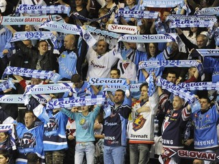 Slovan vo Fínsku otočil na 4:3, Sparta prehrala