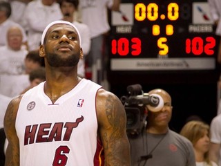 LeBron James suverénne zvolený do All-Star tímu