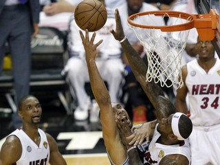 Miami poľahky vyrovnalo finále NBA na 1:1